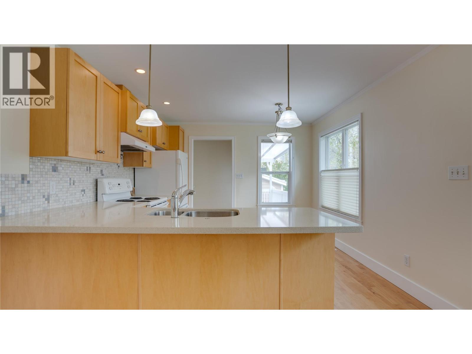 3001 18 Avenue - 13