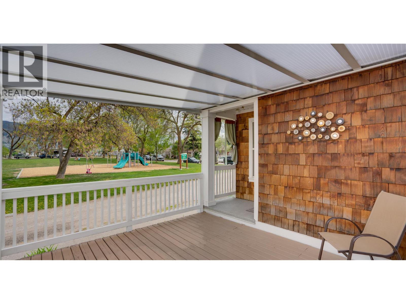 3001 18 Avenue - 3