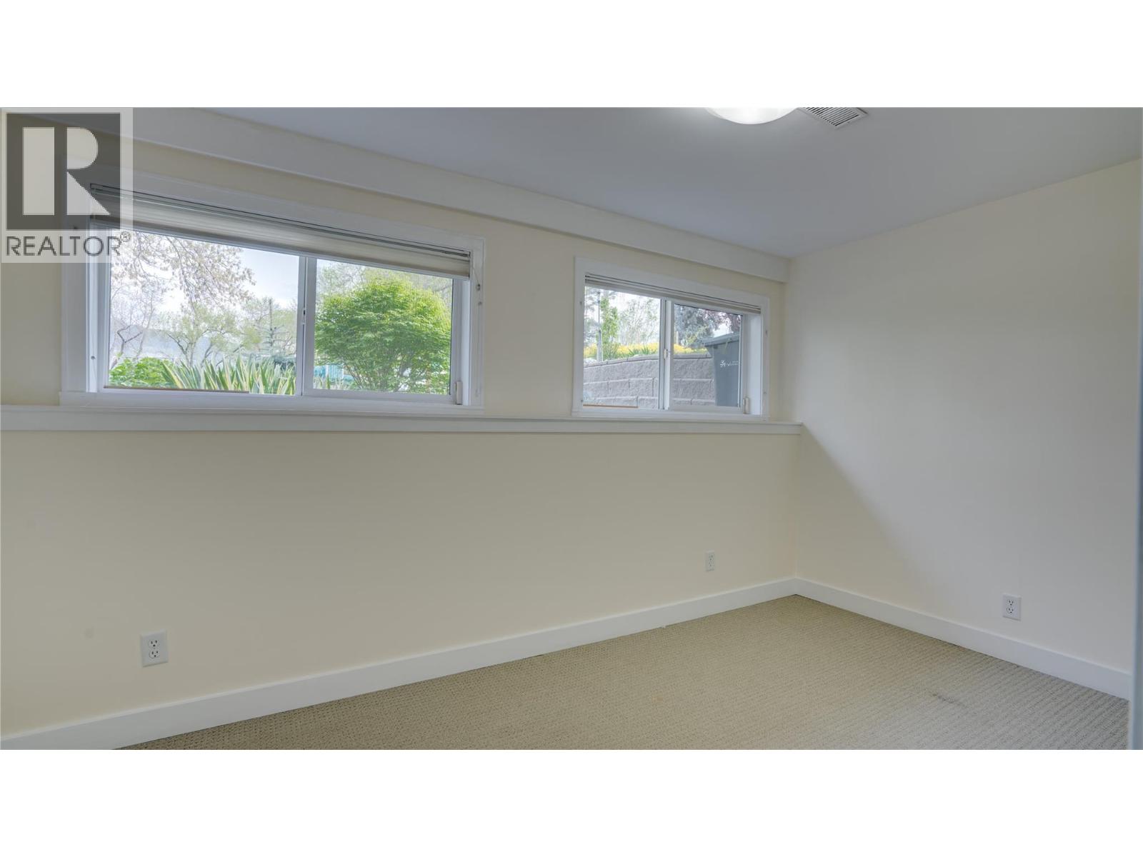 3001 18 Avenue - 25