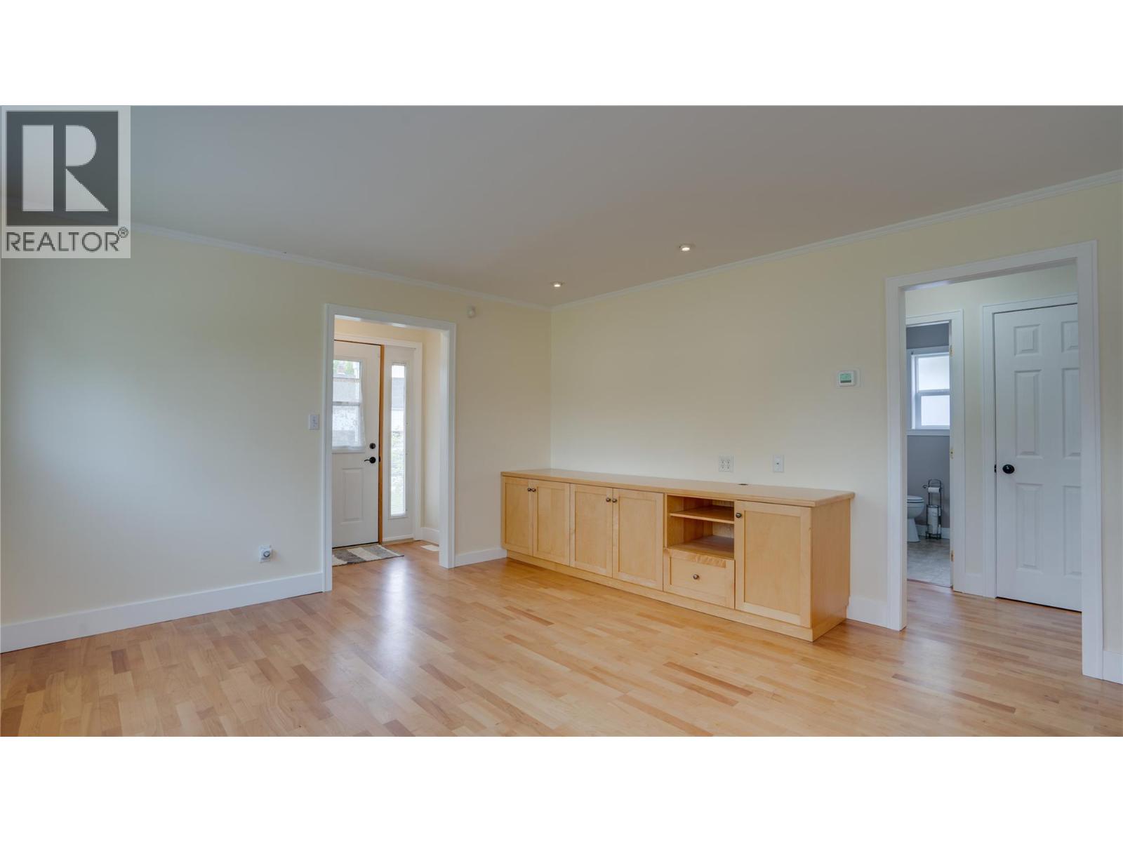 3001 18 Avenue - 15
