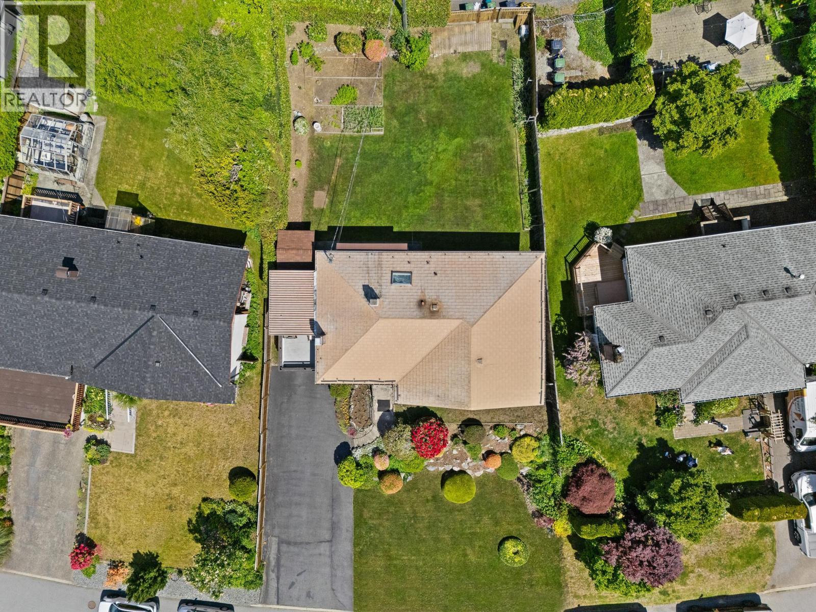 170 CARISBROOKE CRESCENT, North Vancouver