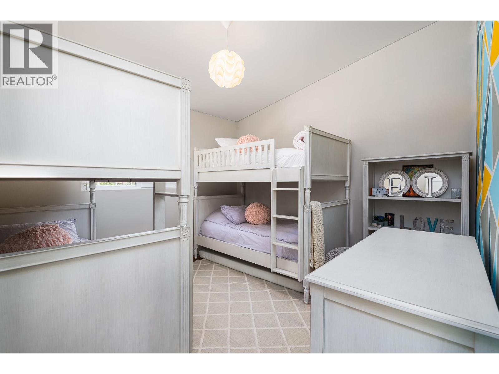 17246 PILOT BAY Road - 17