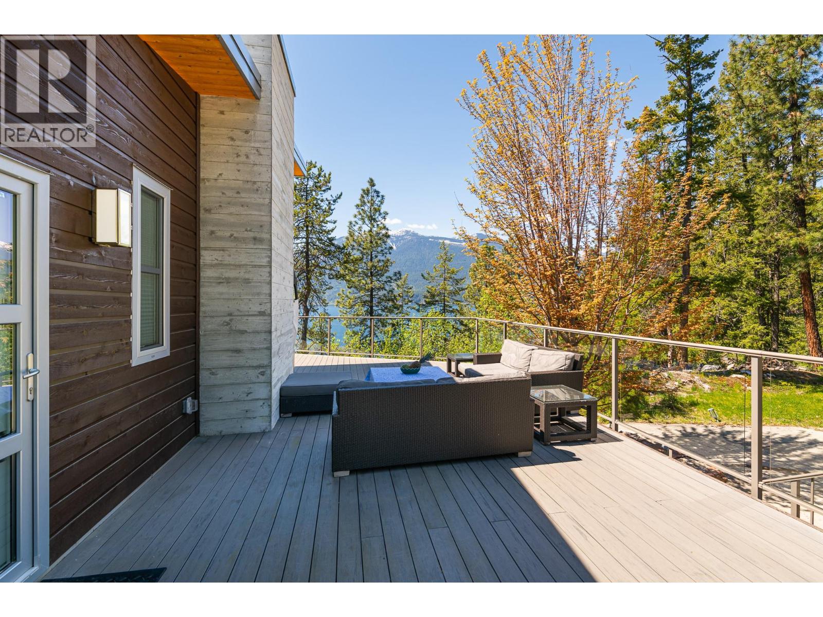 17246 PILOT BAY Road, Crawford Bay