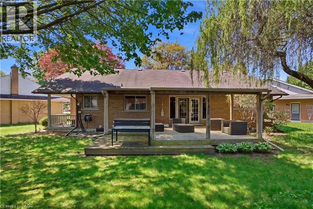34 YULE Place, Kitchener, Ontario, N2B2J8 — Photo 46
