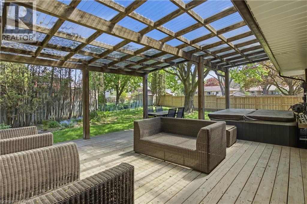 34 YULE Place, Kitchener, Ontario, N2B2J8 — Photo 43