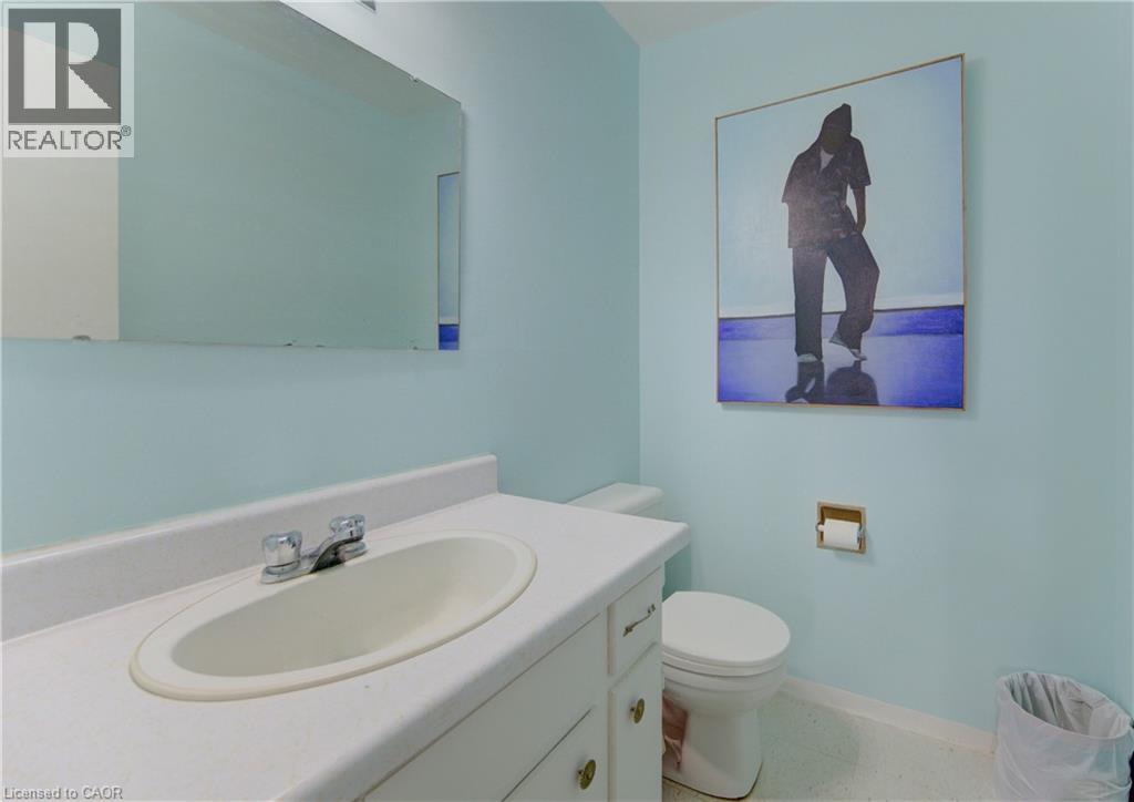 #214 185 KEHL Street - 10