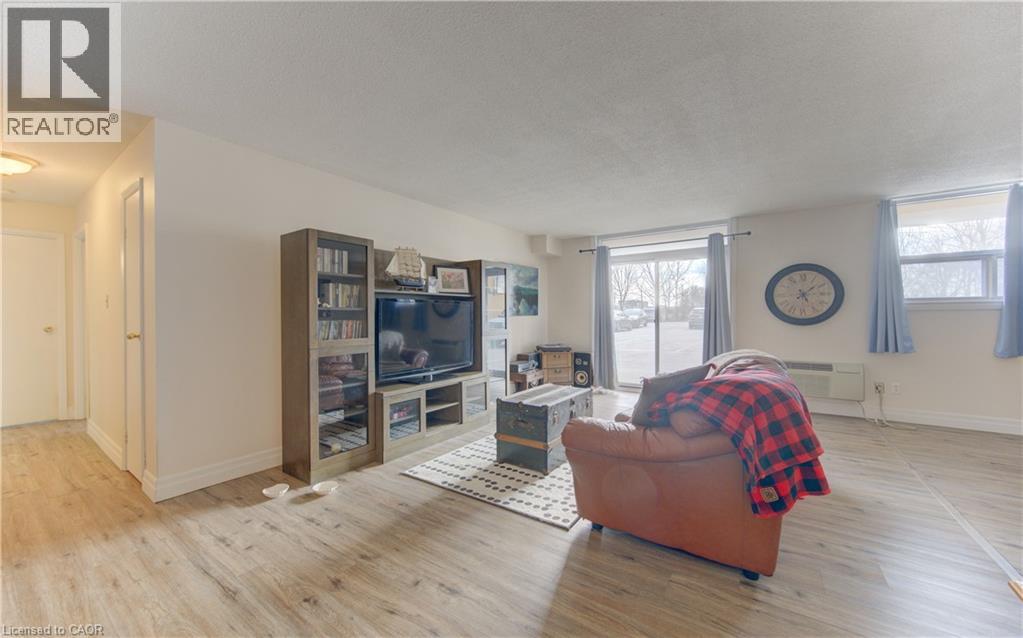 #214 185 KEHL Street - Image 3