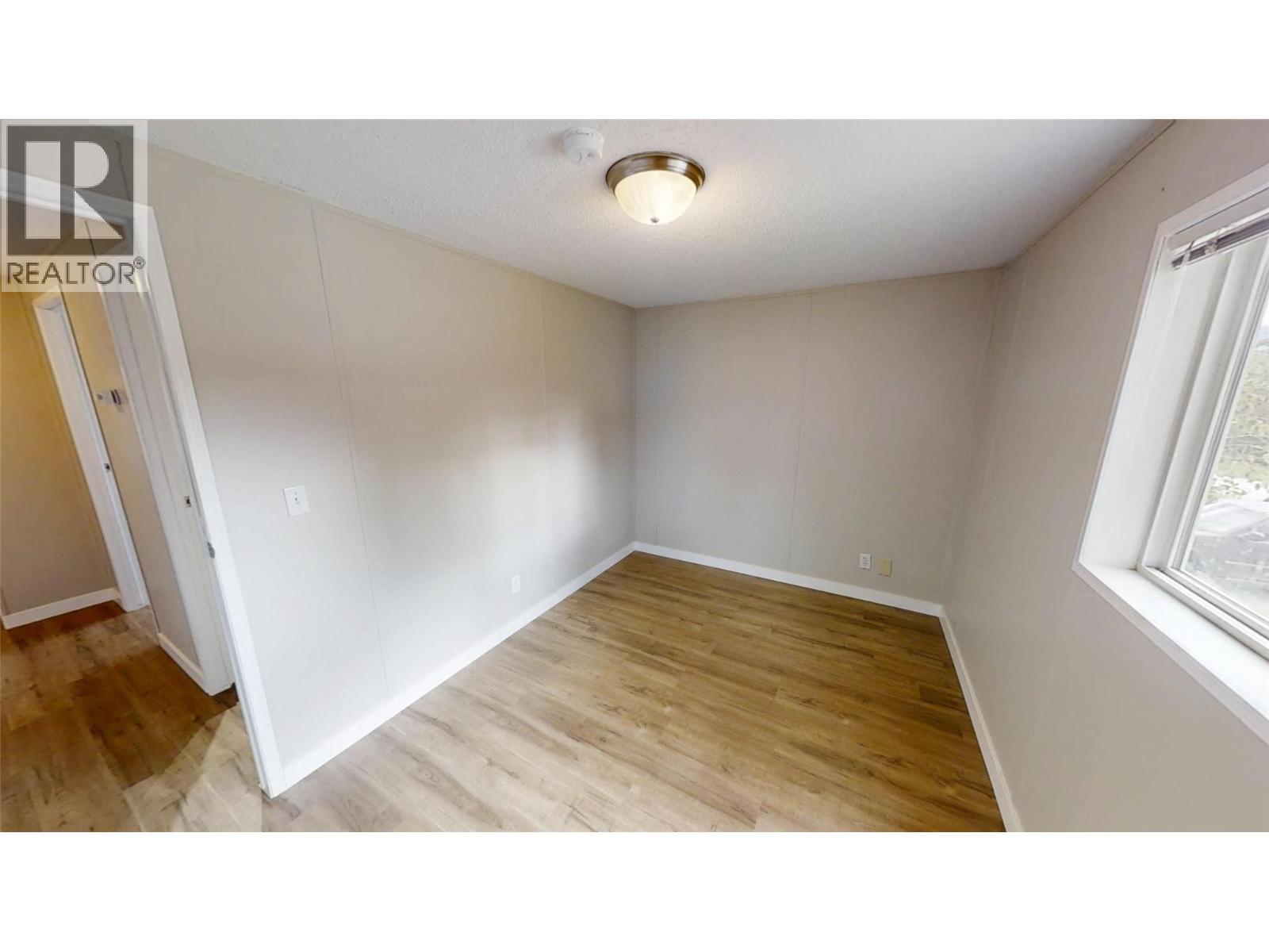 6-8561 Eacrett Road Lot# Pad 3 - 21