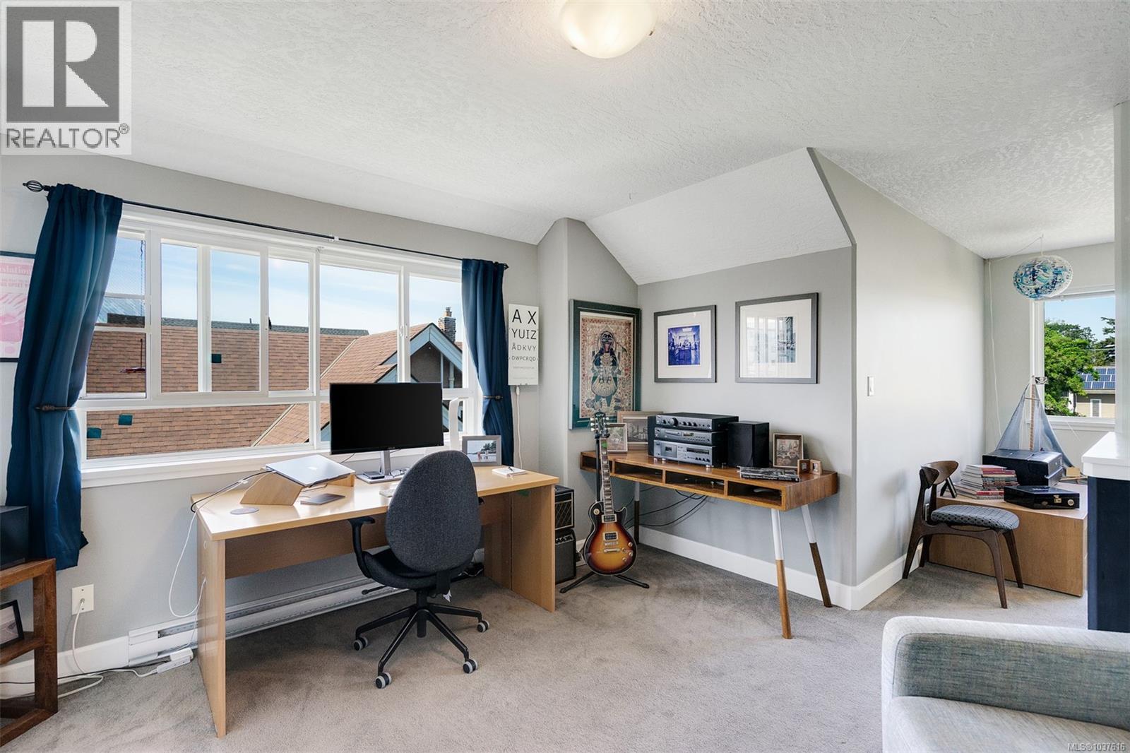 #1 860 Princess Ave - 27
