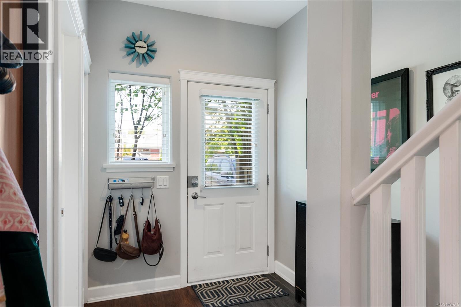 #1 860 Princess Ave - 34