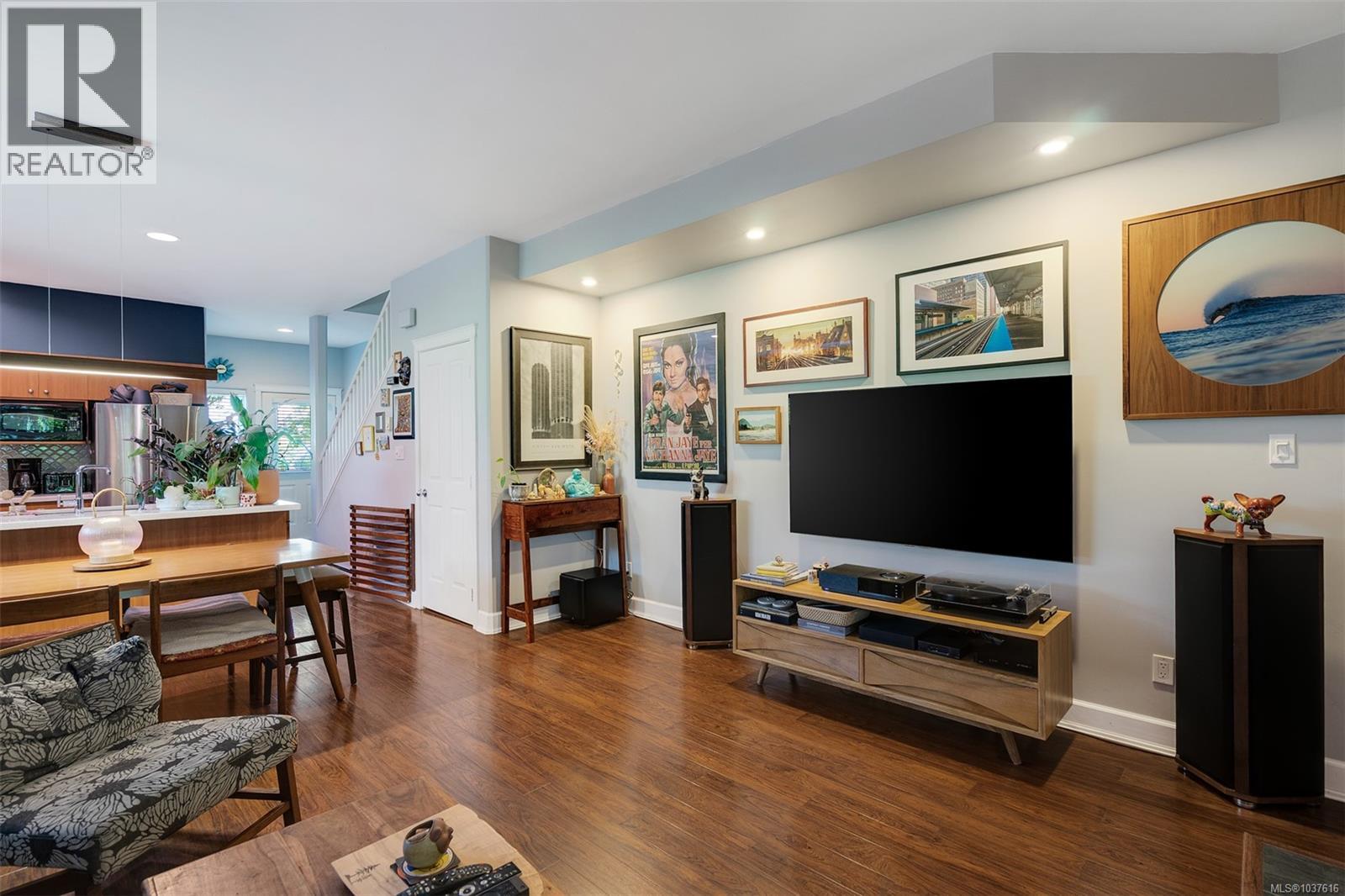#1 860 Princess Ave - 5