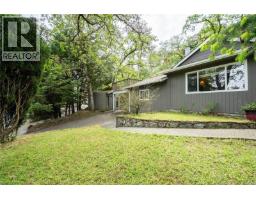 4120 Quadra St, Saanich, BC V8X3B9 Photo 35