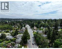 4120 Quadra St, Saanich, BC V8X3B9 Photo 46