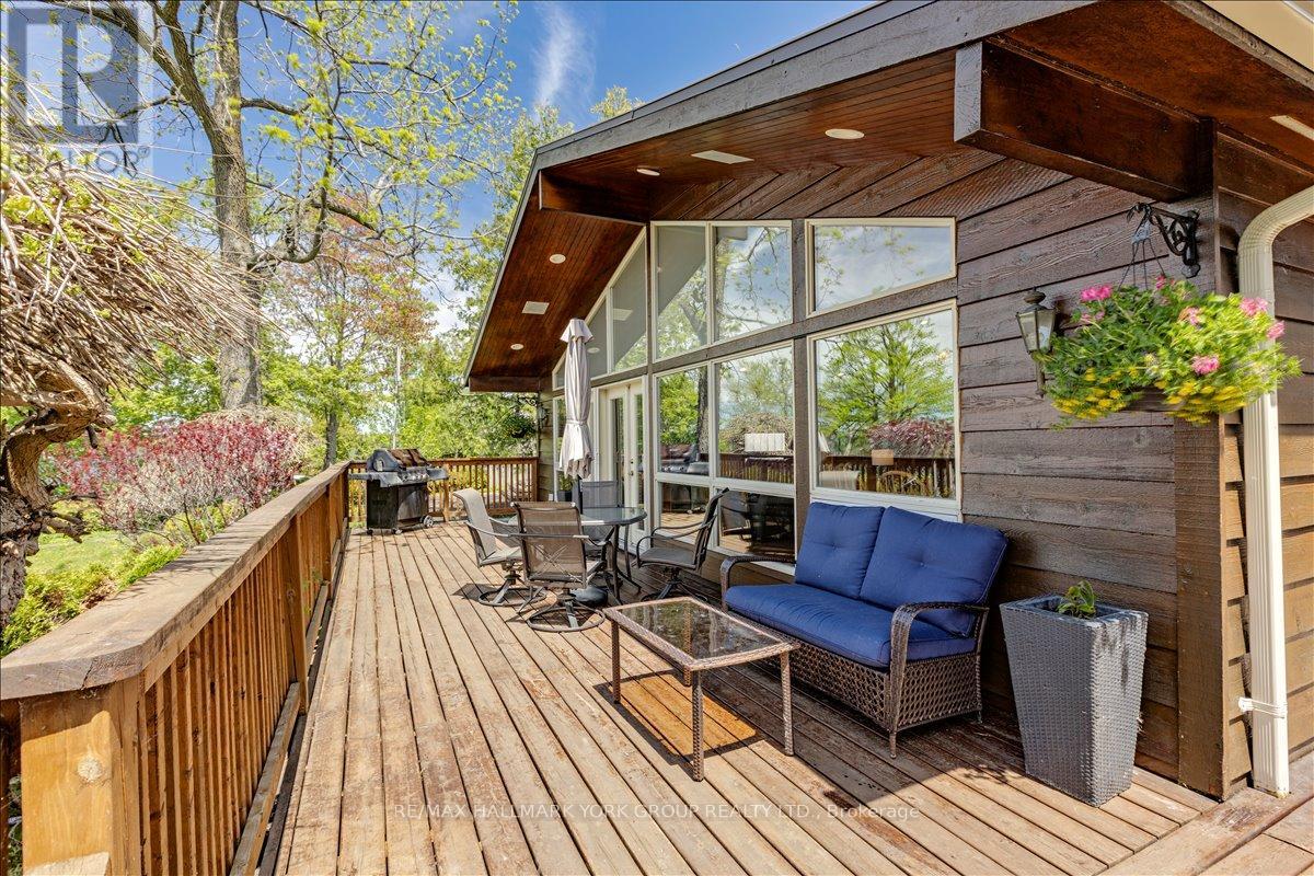 229 LAKE DRIVE N - 10
