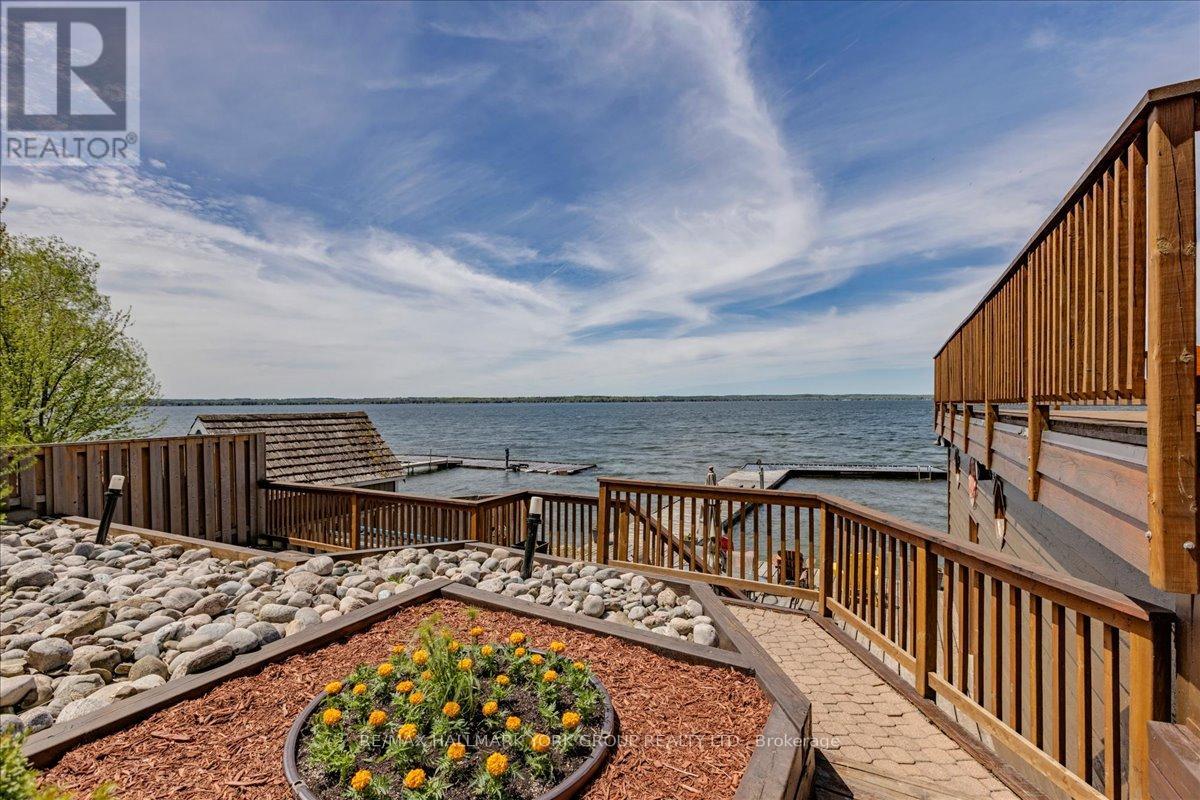 229 LAKE DRIVE N - 37