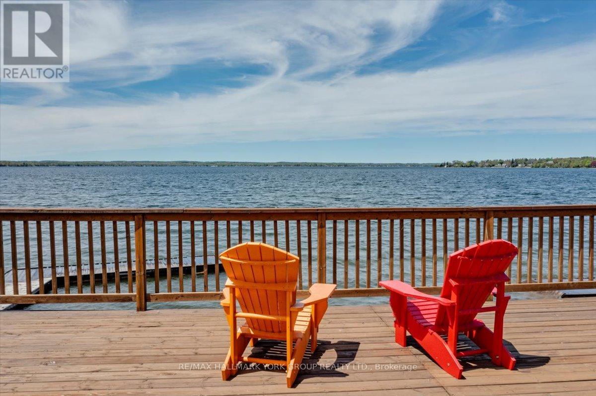 229 LAKE DRIVE N - 45