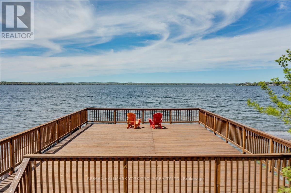 229 LAKE DRIVE N - 46