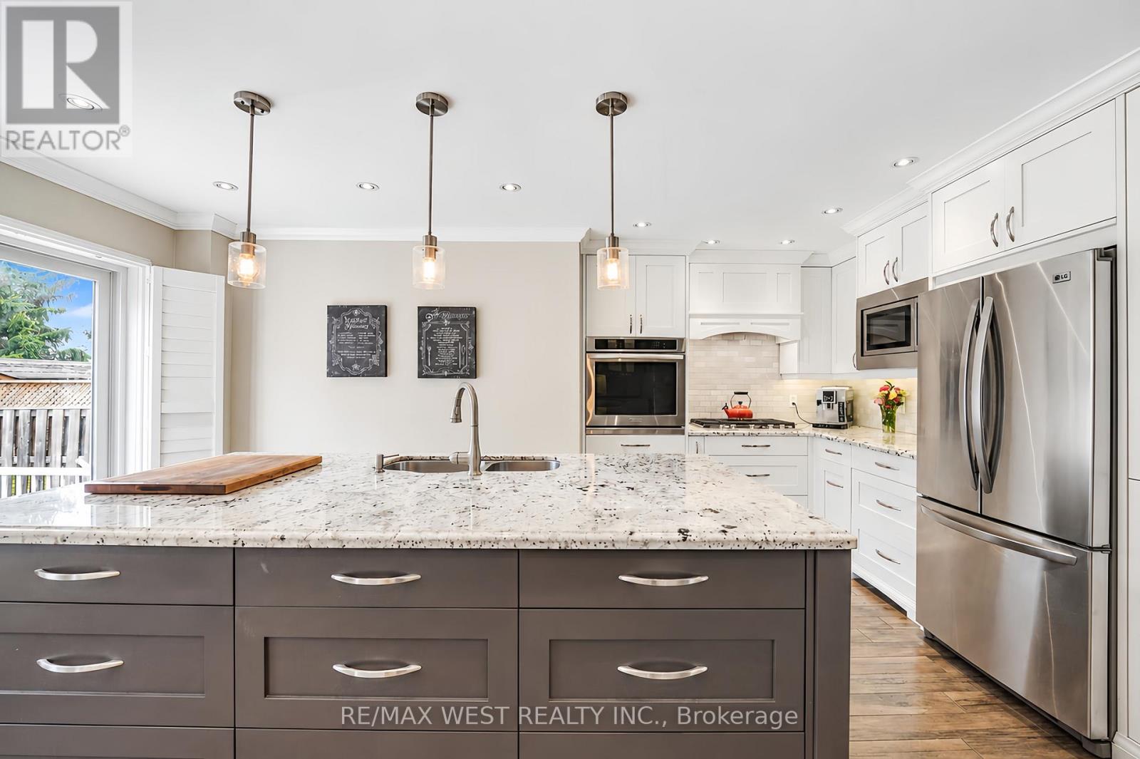 39 SYLWOOD CRESCENT - 7