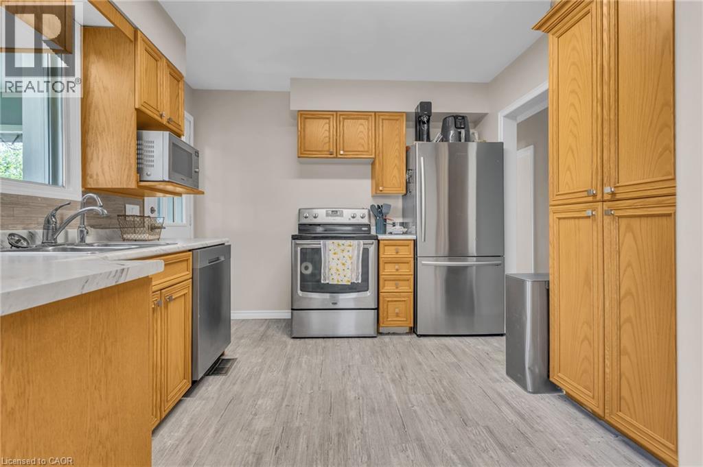 240 ELLIOTT Street - 6