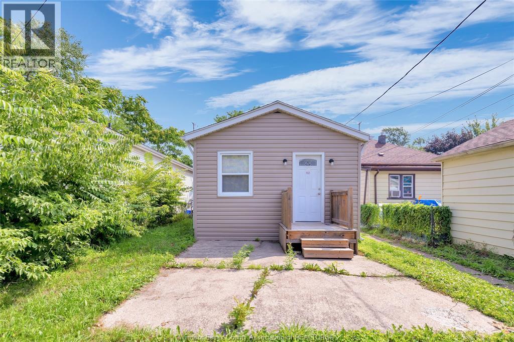 953 HENRY FORD, Windsor, Ontario, N8Y2T3 — Photo 3