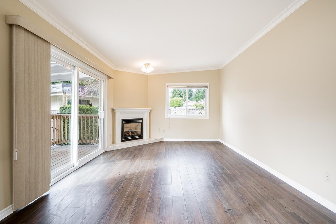 64 1400 164 Street - photo 2