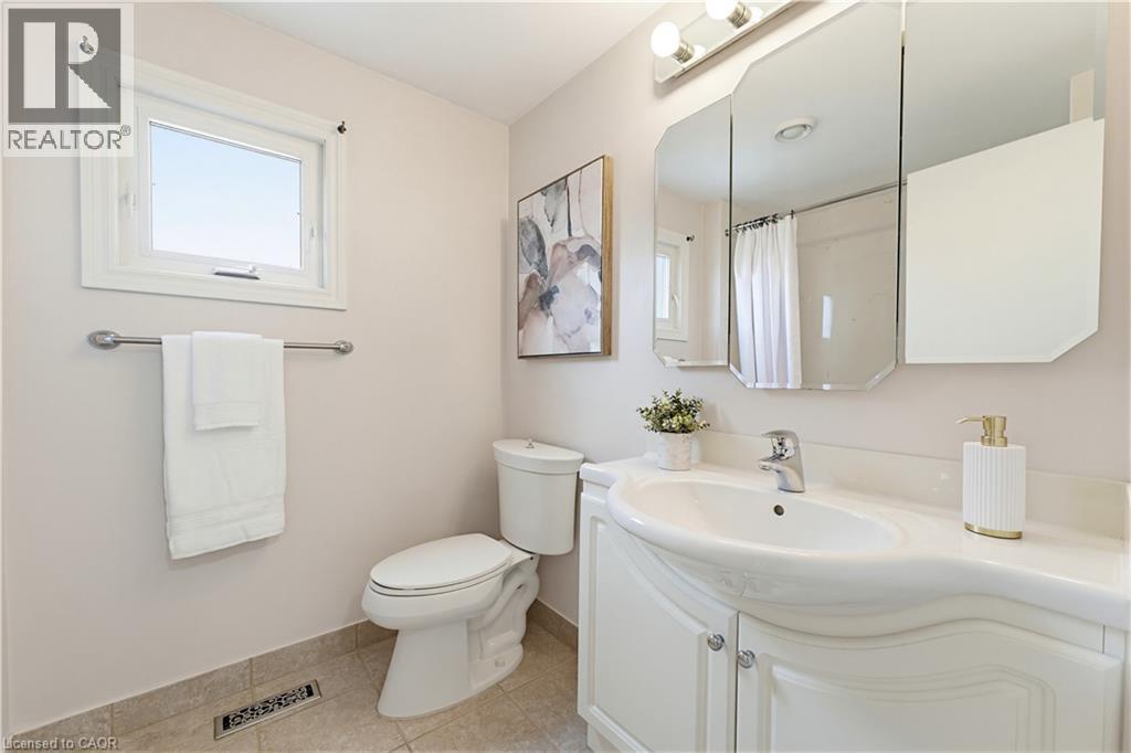 216 MCGARRY Drive - 24