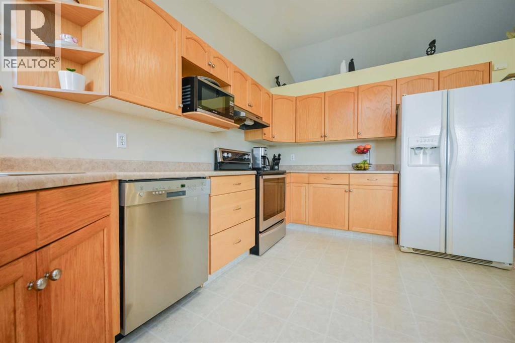 10605 72 Avenue - 7