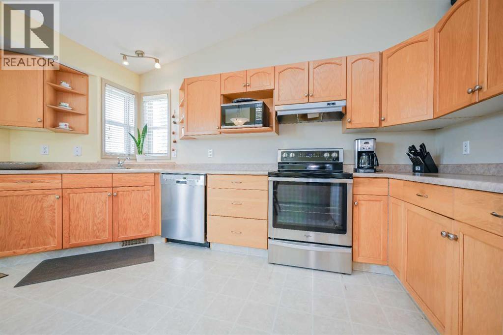 10605 72 Avenue - 8