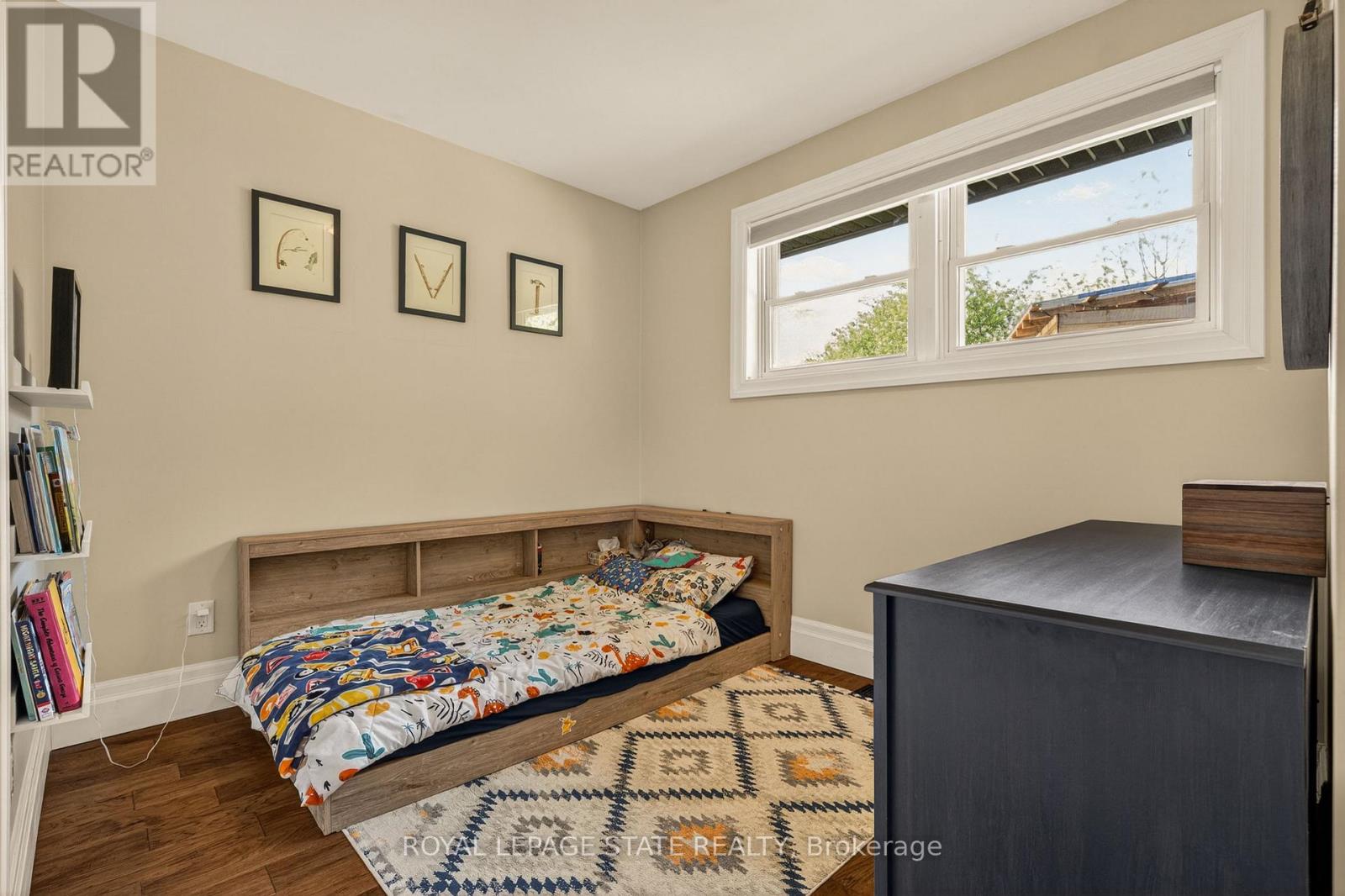 1396 NIELS AVENUE - 23