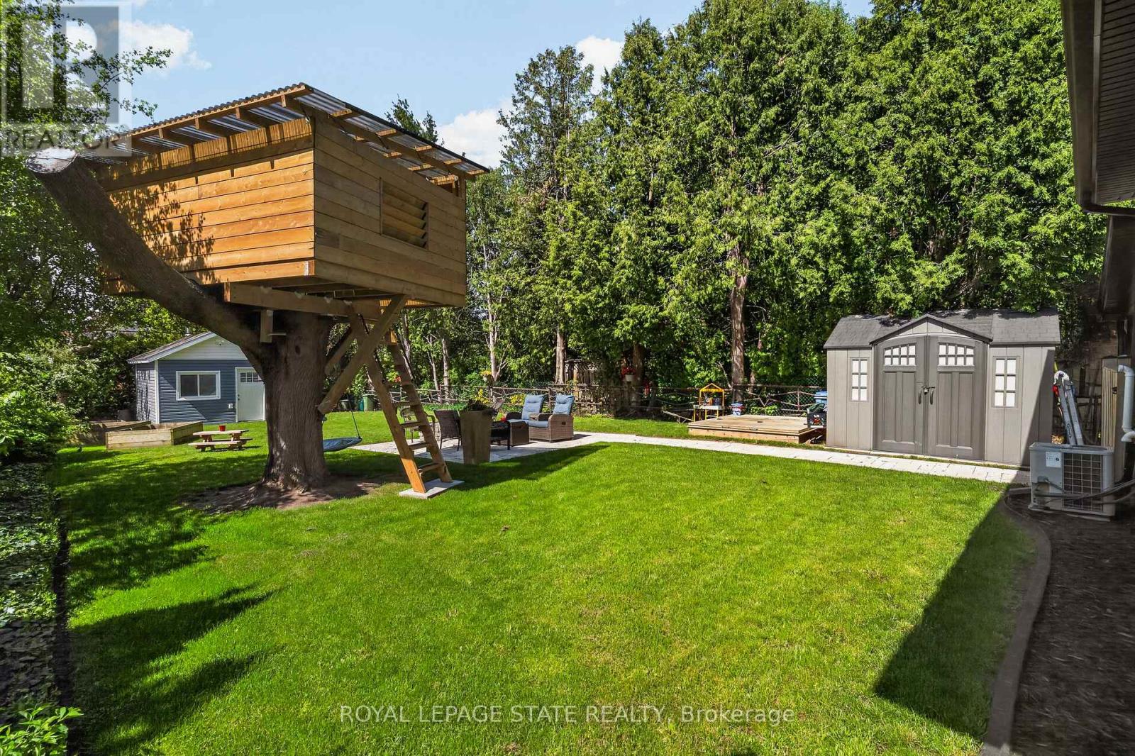 1396 NIELS AVENUE - 39
