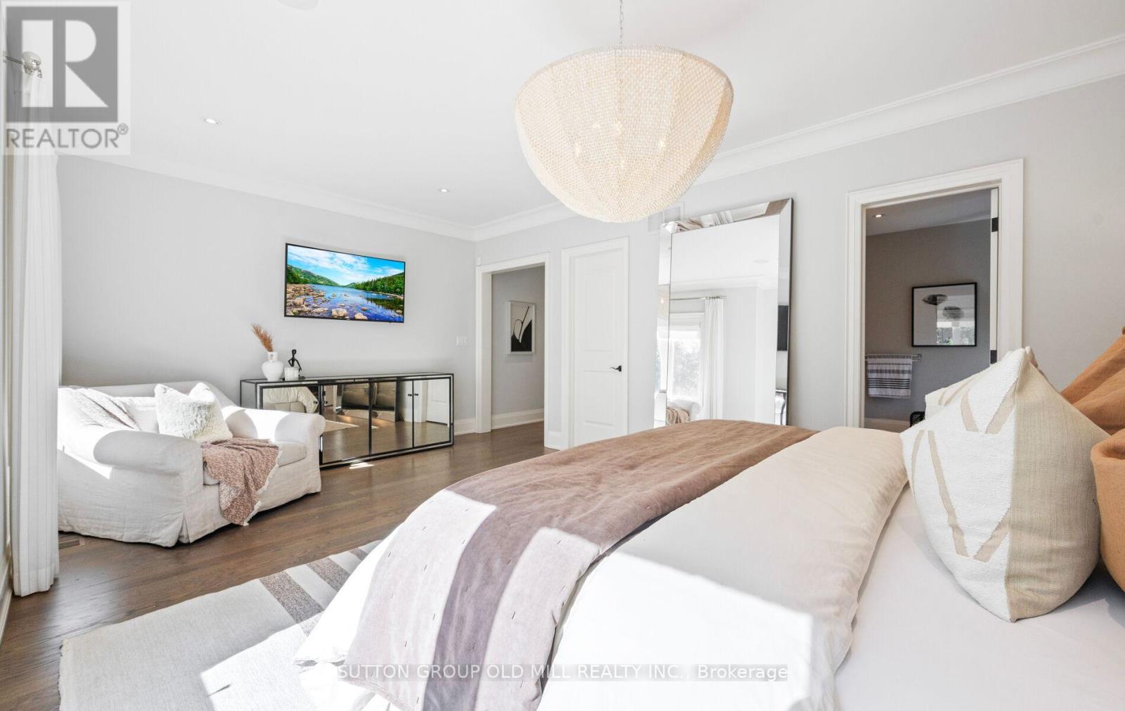 8 CUMBERLAND DRIVE - 35