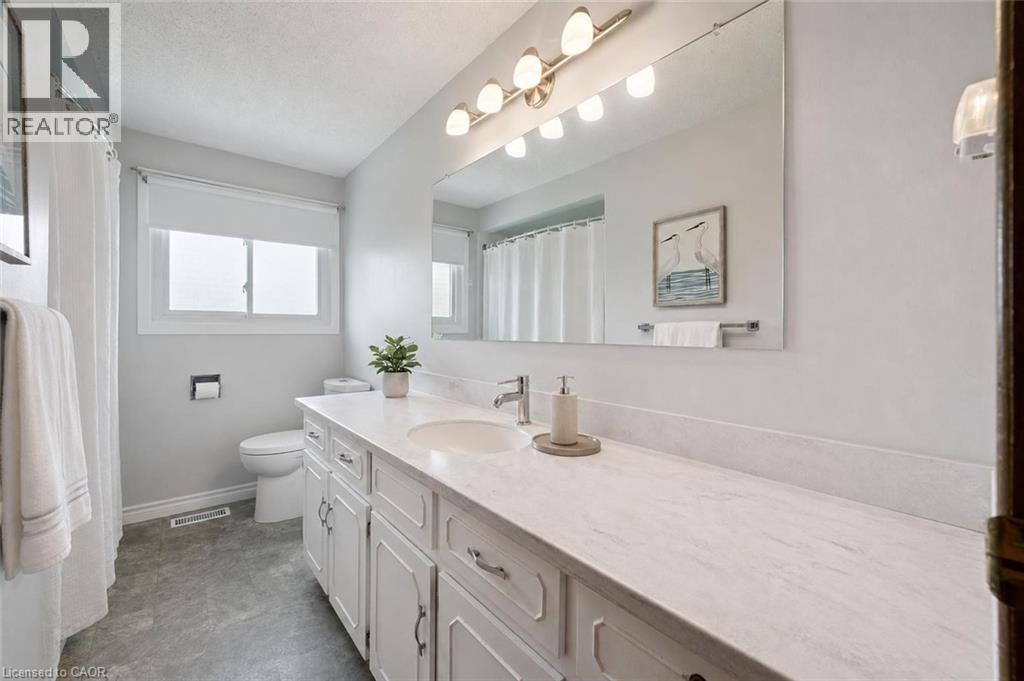 17 GLENDA Court - 11