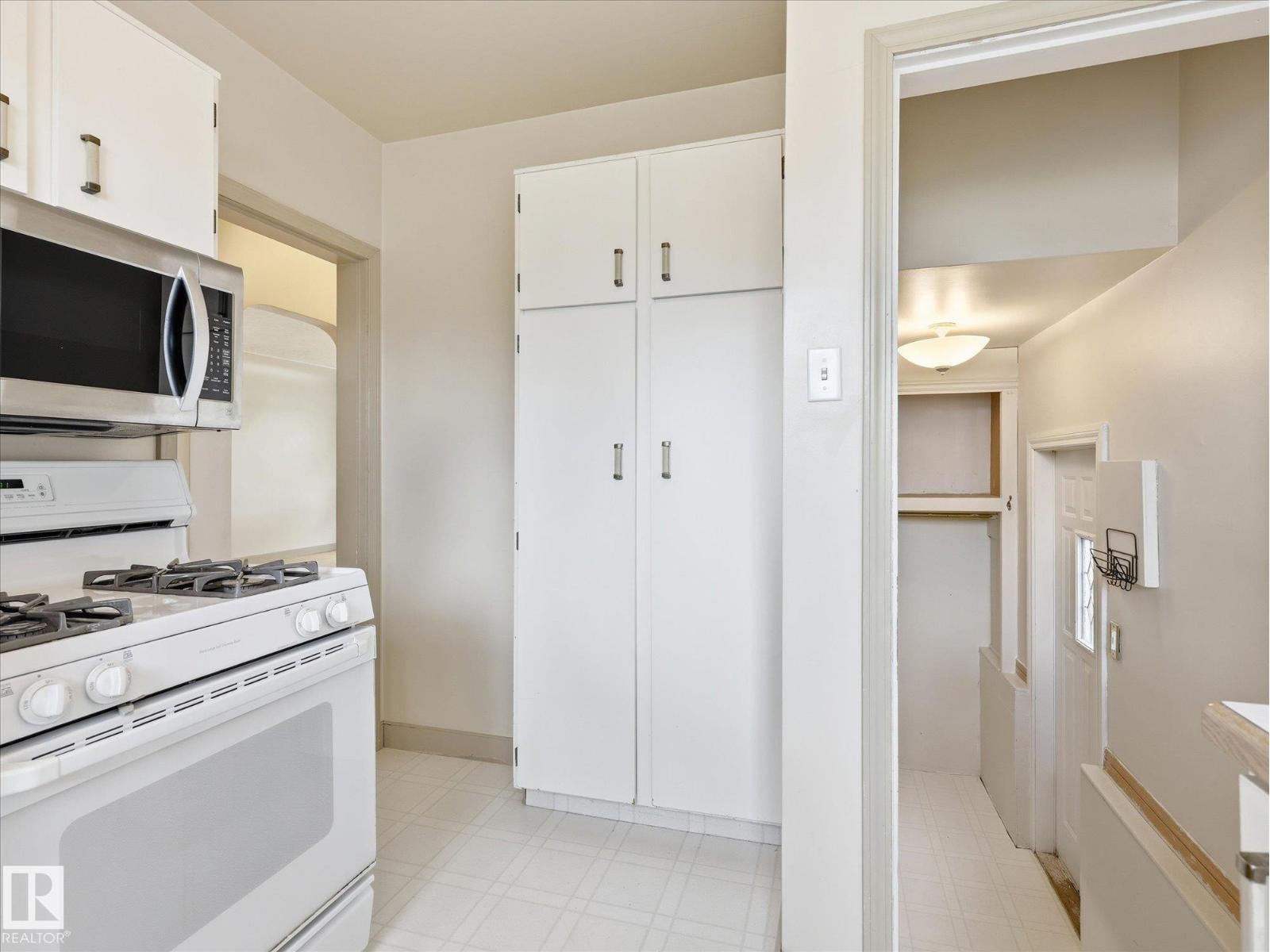 12324 104 ST NW - 14