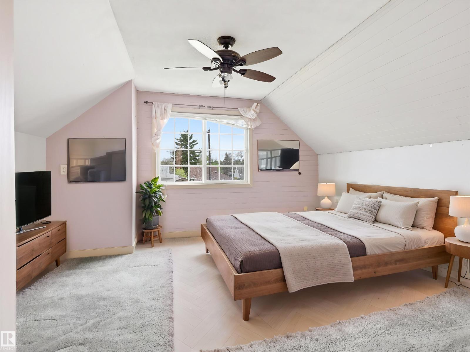 12324 104 ST NW - 22