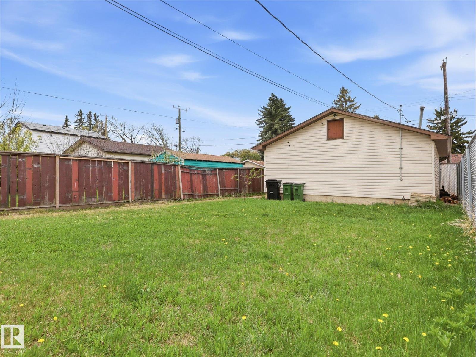 12324 104 ST NW - 34
