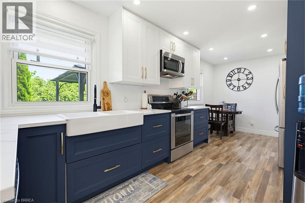1681 SEVERN Avenue - 12