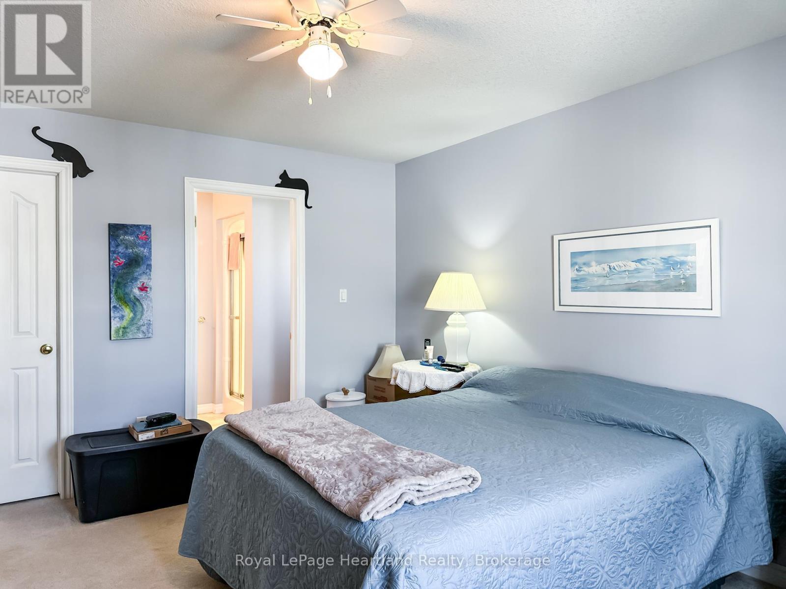 22 ALGONQUIN LANE - 19
