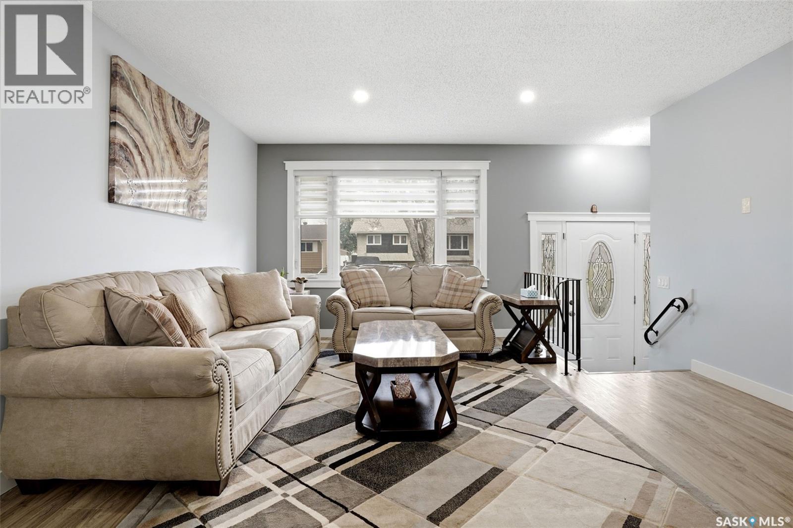 14 Diamond STREET - 5