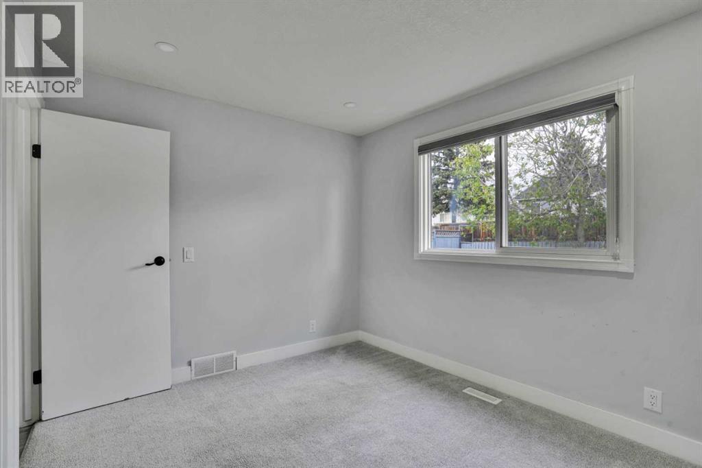 44 Falmead Road NE - 19