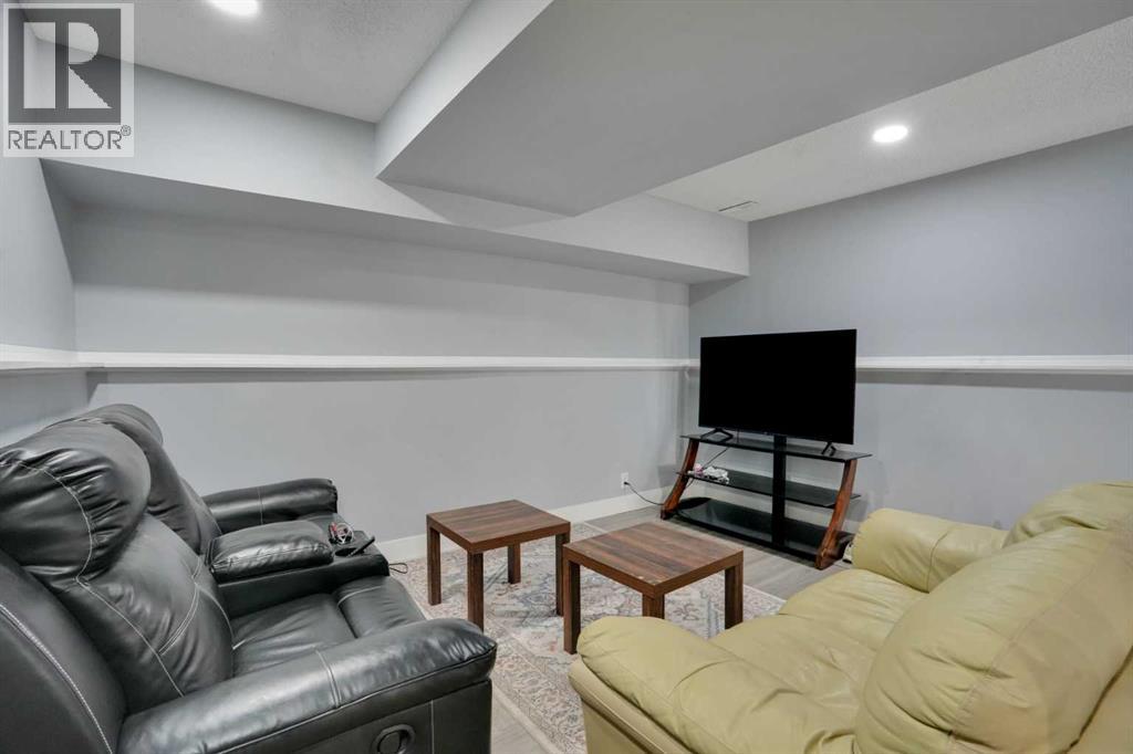 44 Falmead Road NE - 25