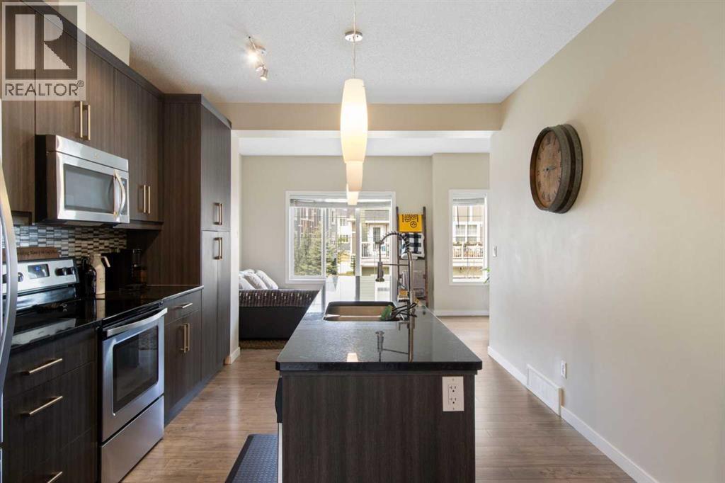 215 Marquis Lane SE - 5