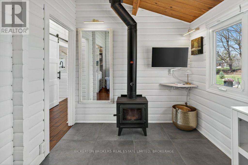 1927 HOGAN ROAD - 35