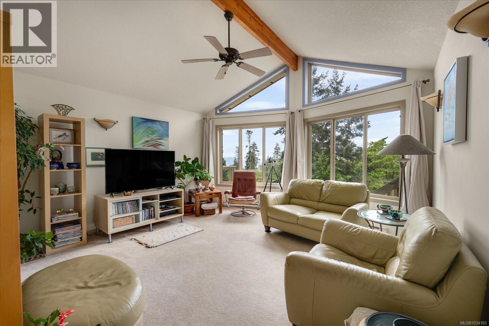 3122 DOLPHIN Dr, Nanoose Bay