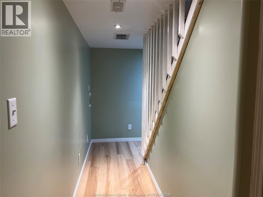 1464 BAYSWATER, Windsor, Ontario, N8S4K8 — Photo 2