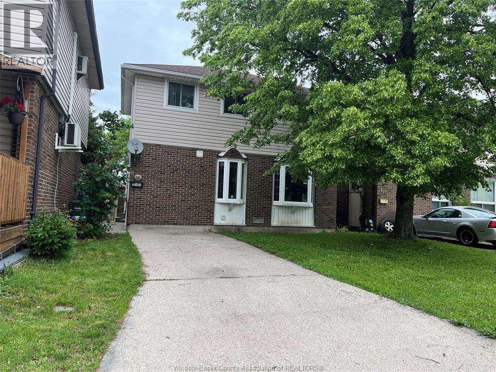 1464 BAYSWATER