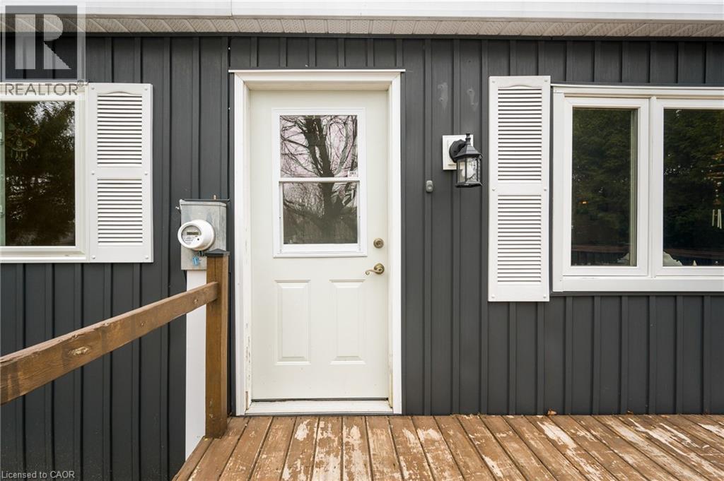 157 MAPLE Crescent - 35