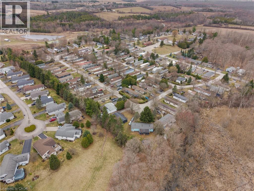 157 MAPLE Crescent - 31