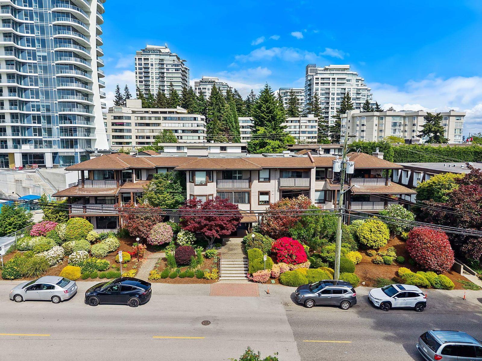 105 1460 MARTIN STREET, White Rock