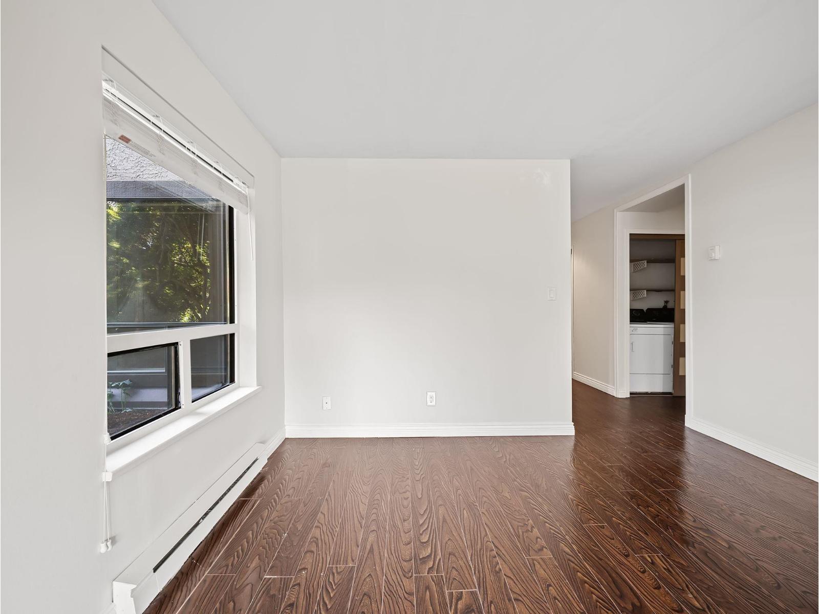 105 1460 MARTIN STREET, White Rock