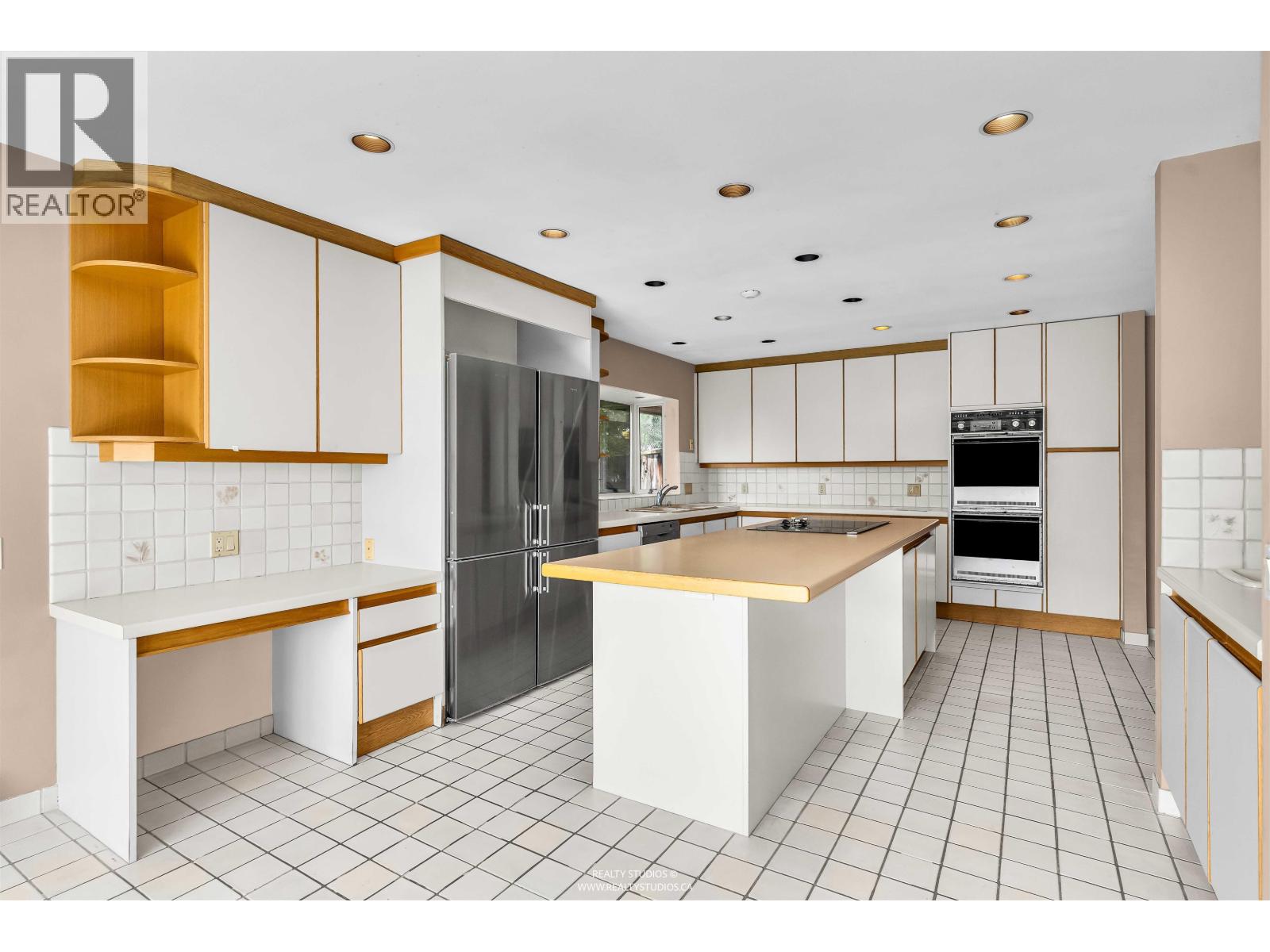 1378 CHARTWELL DRIVE, West Vancouver